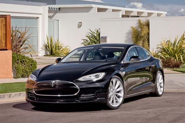 Elektroauto Tesla Model S Alpha