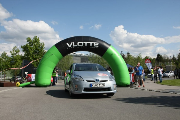 Toyota Prius Plug-in Hybrid gewinnt Bodensee-Elektrik 2012