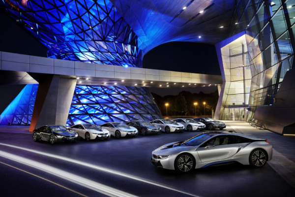   Weltweit erste Auslieferungen des BMW i8 am 05. Juni 2014 in der BMW Welt in München