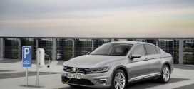 Die bessere Alternative: VW eco up! und Passat GTE sind Auto Test Umweltsieger 2016