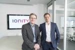 IONITY COO Dr. Marcus Groll (links) & CEO Dr. Michael Hajesch (rechts)