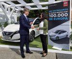 Übergabe des 100.000sten Nissan Leaf in Europa